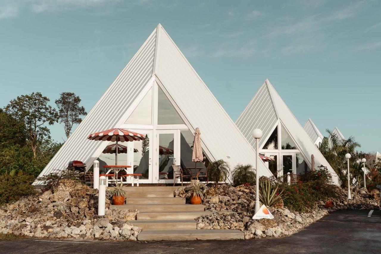 Hotel Pyramids In Florida Estero Exterior foto