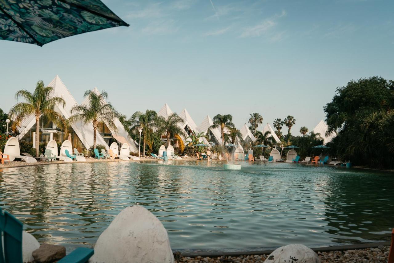 Hotel Pyramids In Florida Estero Exterior foto